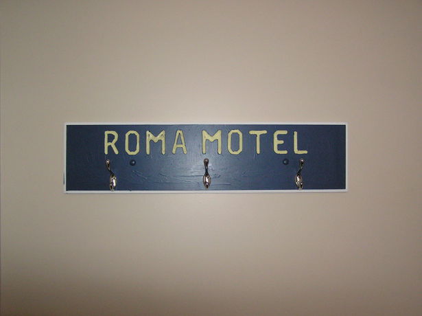 Imagen de los interiores del Motel La Roma. Foto 6