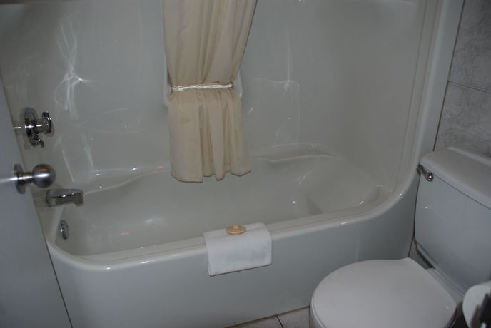 Imagen de la habitación del Motel La Siesta, Longueuil. Foto 15