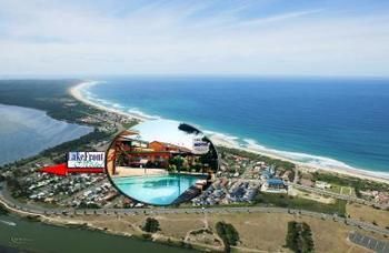 Imagen de los exteriores del Motel Lake Front. Foto 10