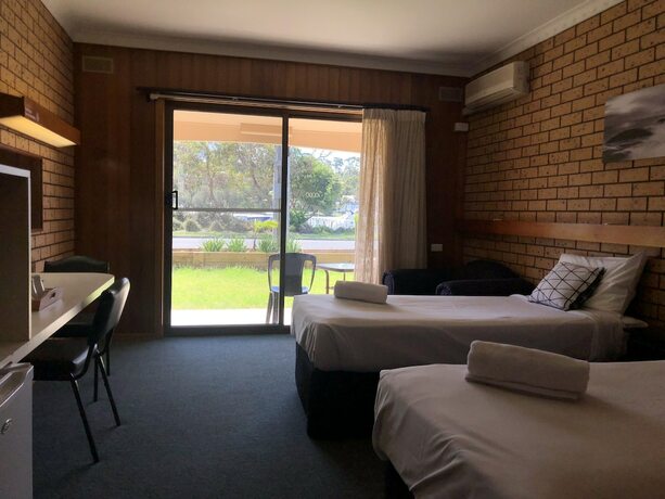 Imagen de la habitación del Motel Lakeside Waterfront. Foto 26