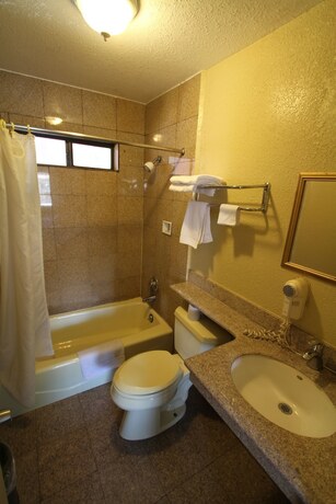Imagen general del Motel Laurel Inn, Oakland. Foto 14