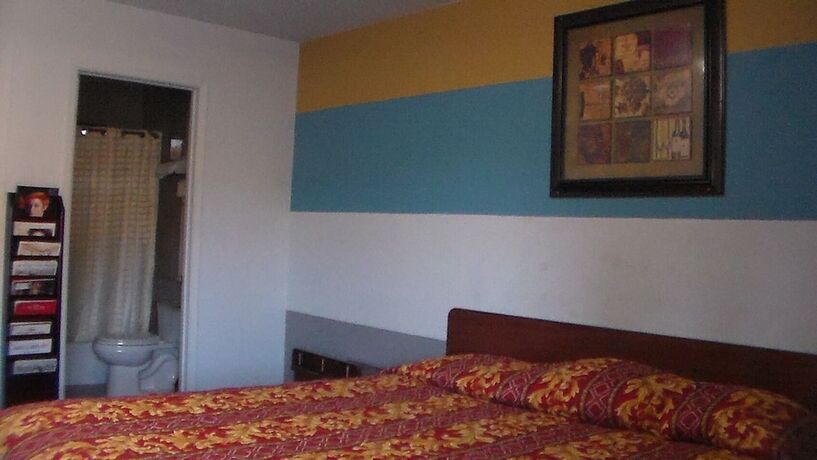 Imagen de la habitación del Motel Laurel Inn, Oakland. Foto 20