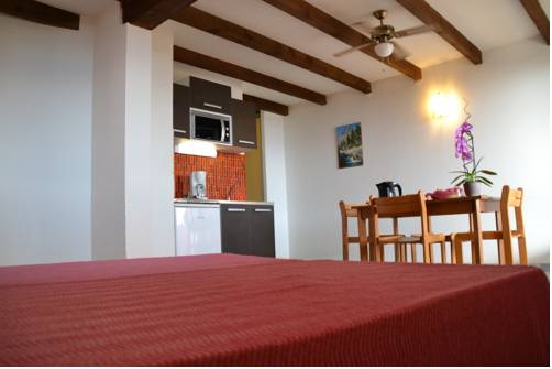 Imagen de la habitación del Motel Le California. Foto 6