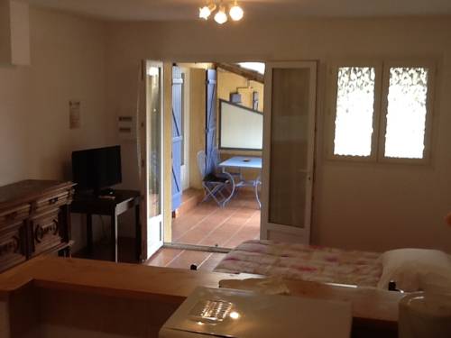 Imagen de la habitación del Motel Le Clos De La Cerisaie. Foto 4