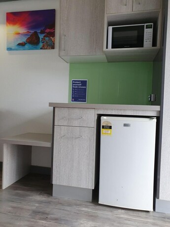 Imagen de la habitación del Motel Le George. Foto 28