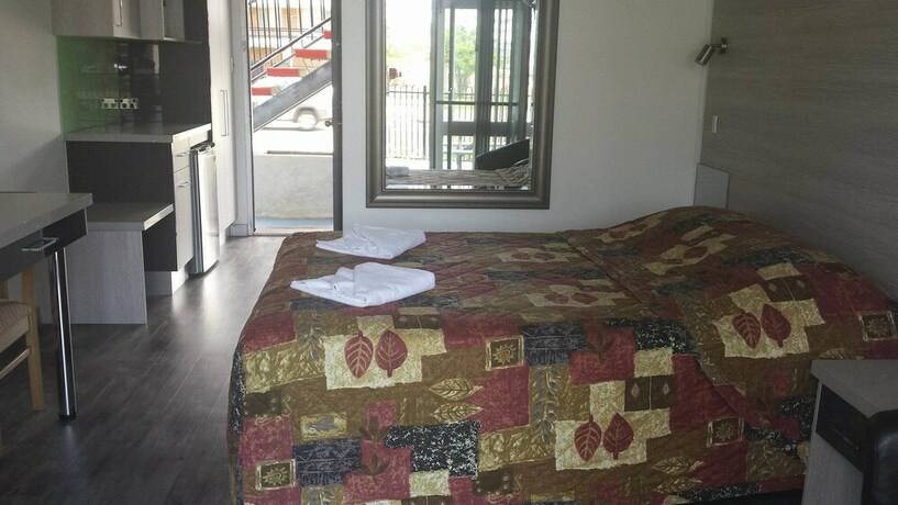 Imagen de la habitación del Motel Le George. Foto 33