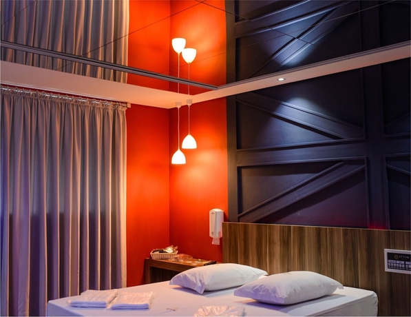 Imagen de la habitación del Motel Le Parc. Foto 5