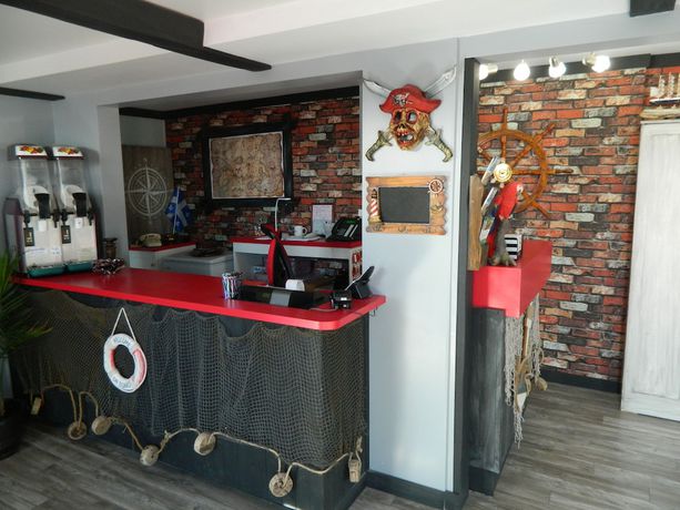 Imagen de los interiores del Motel Le Pirate and Camping. Foto 18