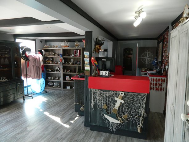 Imagen de los interiores del Motel Le Pirate and Camping. Foto 19