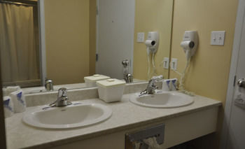 Imagen de los interiores del Motel Les Pignons Verts. Foto 12
