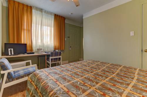 Imagen de la habitación del Motel Levis. Foto 7