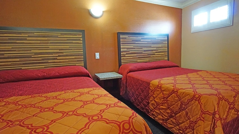 Imagen de la habitación del Motel Lincoln, Pasadena. Foto 3