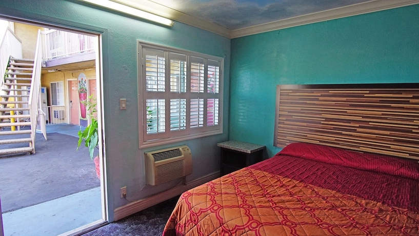 Imagen de la habitación del Motel Lincoln, Pasadena. Foto 11