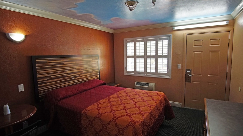 Imagen de la habitación del Motel Lincoln, Pasadena. Foto 18