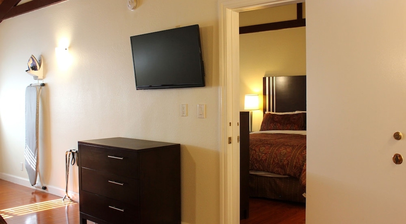Imagen de la habitación del Motel Lombard Plaza. Foto 16