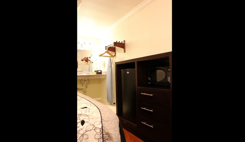 Imagen de la habitación del Motel Lombard Plaza. Foto 18