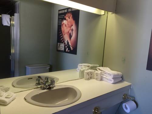 Imagen de la habitación del Motel Lustre D'or. Foto 12
