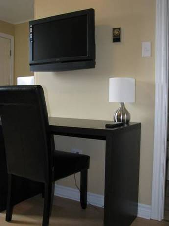 Imagen de la habitación del Motel Macneil's. Foto 6