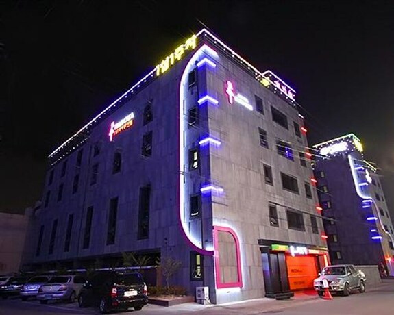 Imagen general del Motel Madoka. Foto 1