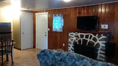 Imagen de la habitación del Motel Malahat Bungalows. Foto 4