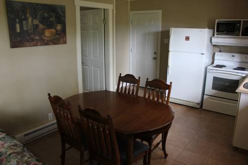Imagen de la habitación del Motel Malahat Bungalows. Foto 12