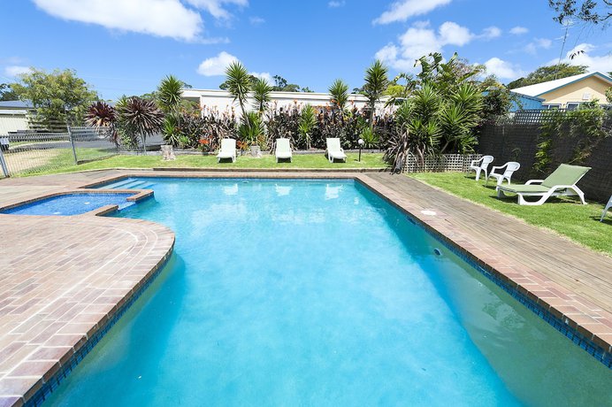 Imagen de la piscina del Motel Marengo. Foto 16