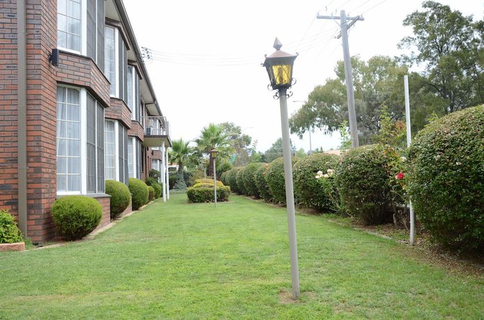 Imagen de los exteriores del Motel Margeurita. Foto 19
