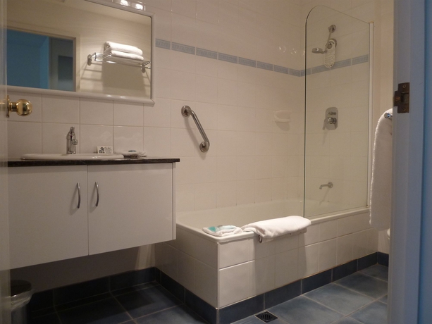 Imagen de la habitación del Motel Mayfair Plaza. Foto 8