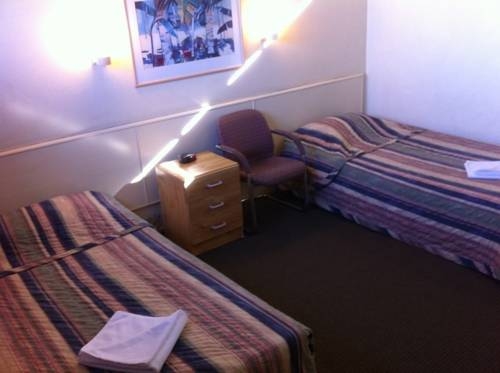 Imagen de la habitación del Motel Mayfield. Foto 12