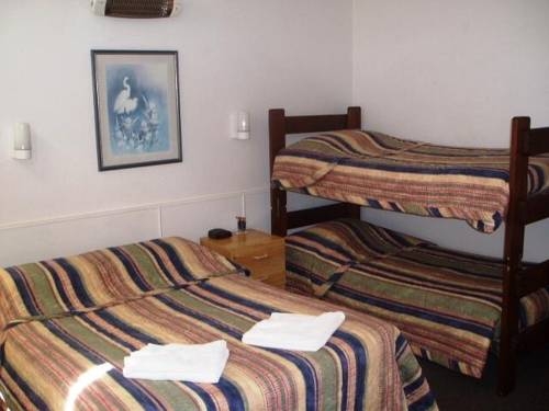 Imagen de la habitación del Motel Mayfield. Foto 13