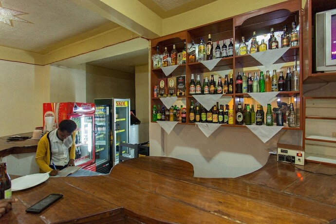 Imagen del bar/restaurante del Motel Medi, Kigali. Foto 12