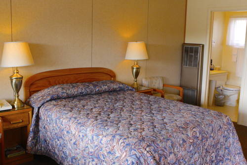 Imagen de la habitación del Motel Melody Ranch. Foto 9