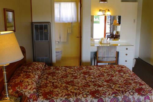 Imagen de la habitación del Motel Melody Ranch. Foto 11