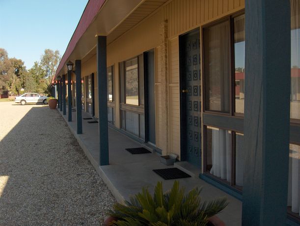 Imagen general del Motel Meneres. Foto 3