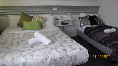 Imagen de la habitación del Motel Mid Valley. Foto 2