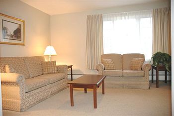 Imagen de los interiores del Motel Midtown And Suites, Moncton. Foto 11