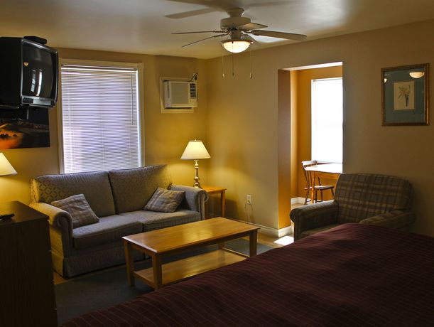 Imagen de la habitación del Motel Midtown And Suites, Moncton. Foto 7