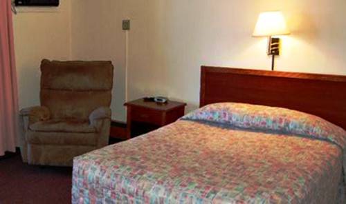 Imagen de la habitación del Motel Midtown Inn and Suites. Foto 4