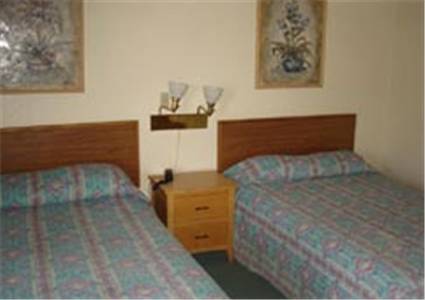 Imagen de la habitación del Motel Miles. Foto 4