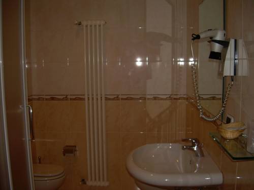 Imagen de la habitación del Motel Mini, Asti. Foto 4