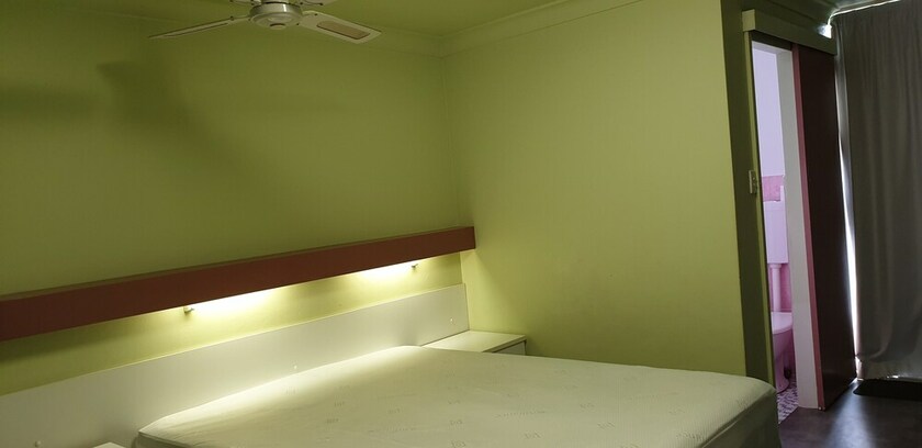 Imagen de la habitación del Motel Mollymook Ocean View Reward Long Stays - Over 18's Only. Foto 19