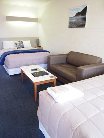 Imagen de la habitación del Motel Montana Lodge. Foto 14