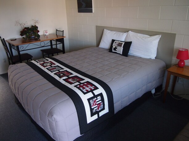 Imagen de la habitación del Motel Montana Lodge. Foto 15