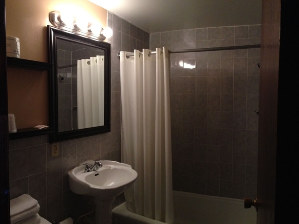 Imagen de la habitación del Motel Moonlite Niagara Falls. Foto 12