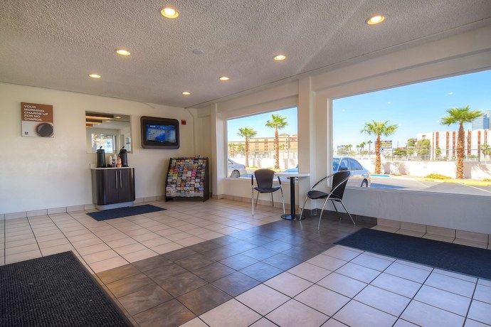 Imagen del bar/restaurante del Motel Motel 6 Las Vegas, NV &ndash; I-15 Stadium. Foto 6