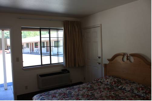 Imagen de la habitación del Motel Mother Lode. Foto 4