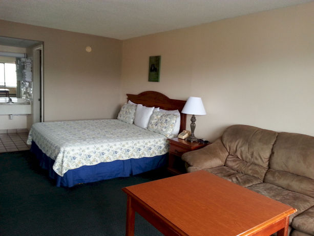 Imagen de los exteriores del Motel Mountain Breeze, Pigeon Forge. Foto 10