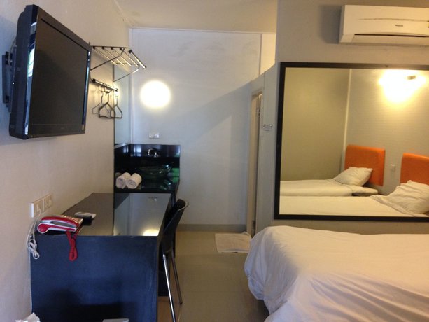 Imagen general del Motel Natpob Sleep Station. Foto 1