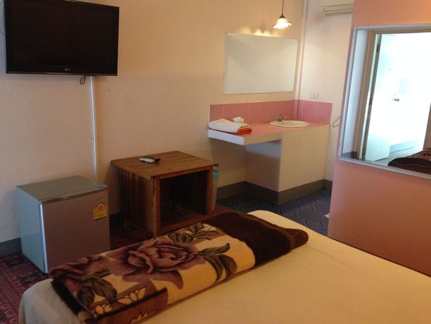 Imagen de la habitación del Motel Natpob Sleep Station. Foto 5
