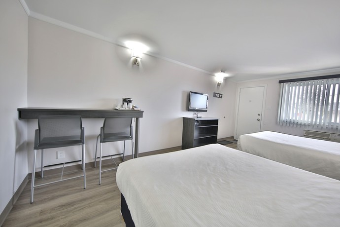 Imagen de la habitación del Motel Newstar Laval. Foto 14